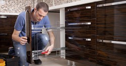 Kitchen Fitter Fitting Kitchen Doors
