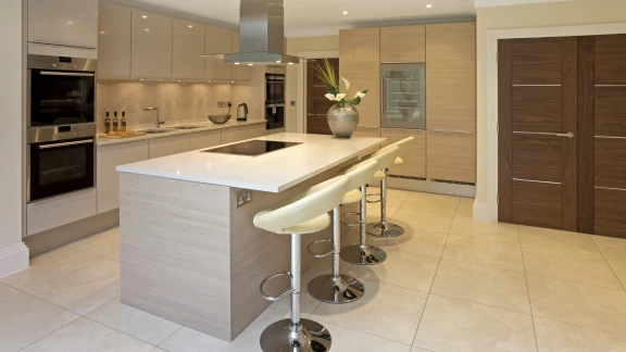 kensington range kitchen doors with white worktop