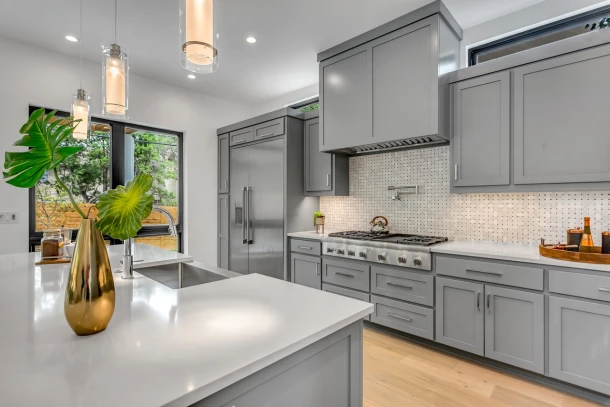 modern grey kitchen doors with white worktop